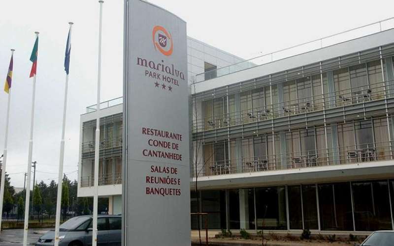 B&B Hotel Cantanhede Coimbra ภายนอก รูปภาพ