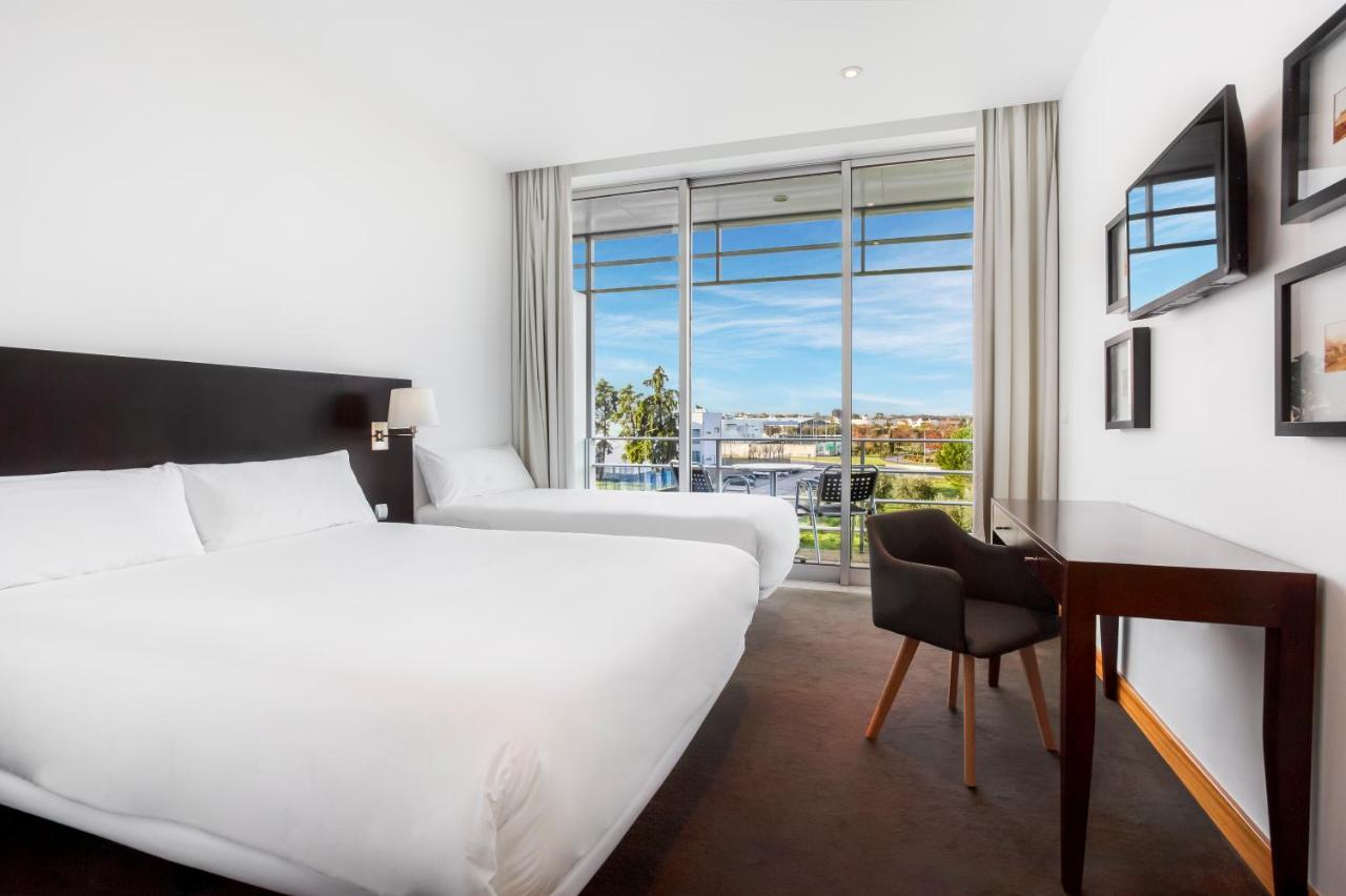 B&B Hotel Cantanhede Coimbra ภายนอก รูปภาพ
